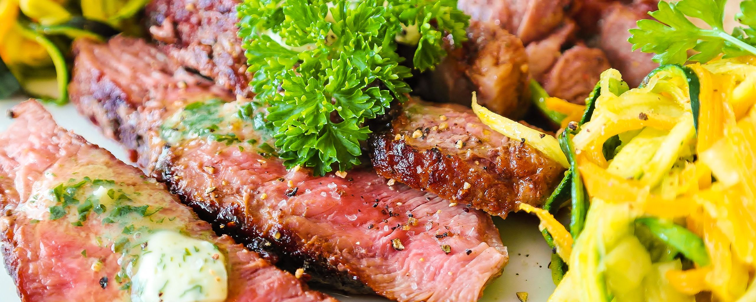 Foto: Steak mit Kräuterbutter im RESTAURANT KEGELKOTTEN in Dortmund-Brechten